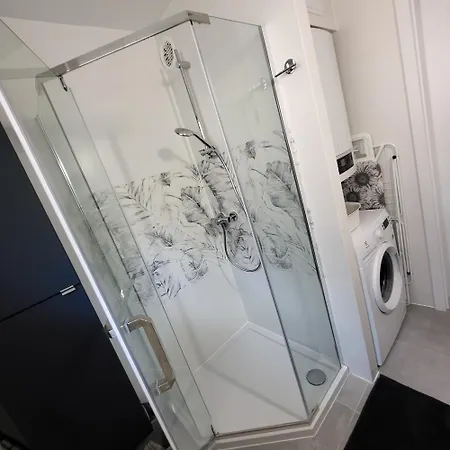 شقة Carpe Diem Lakeside *